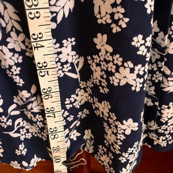 Calvin Klein Button-Up Navy/White Floral Shirt Dress w/waist tie, Sz 12, EUC - Picture 8 of 15